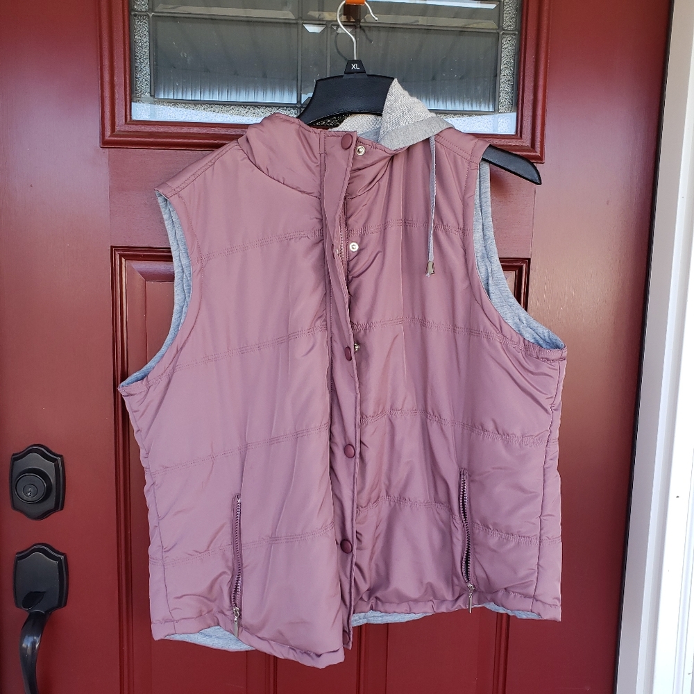 Women's Plus Size 3x Light Purple Vest with Hood
